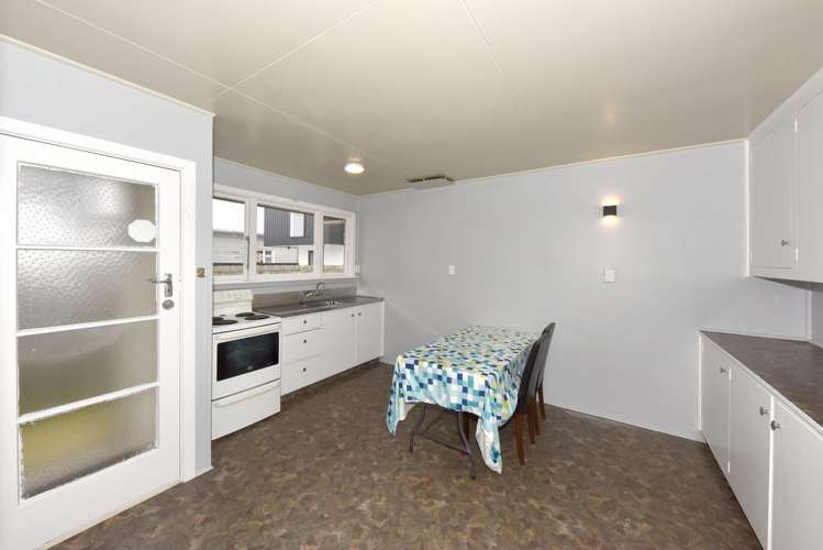 1/124 Huxley Street_4