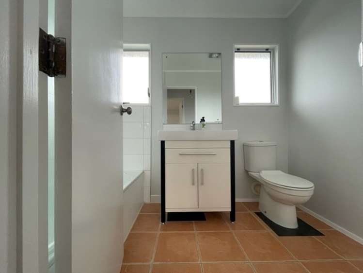 3/67a Spring Street Onehunga_8