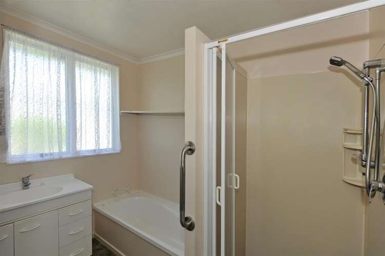 45 Lord Auckland Road Wakefield_9