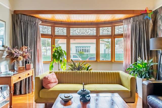 Luxury Lyall Bay Living