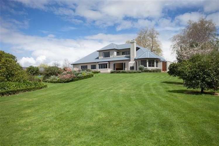360 Lake View Drive Karapiro_1