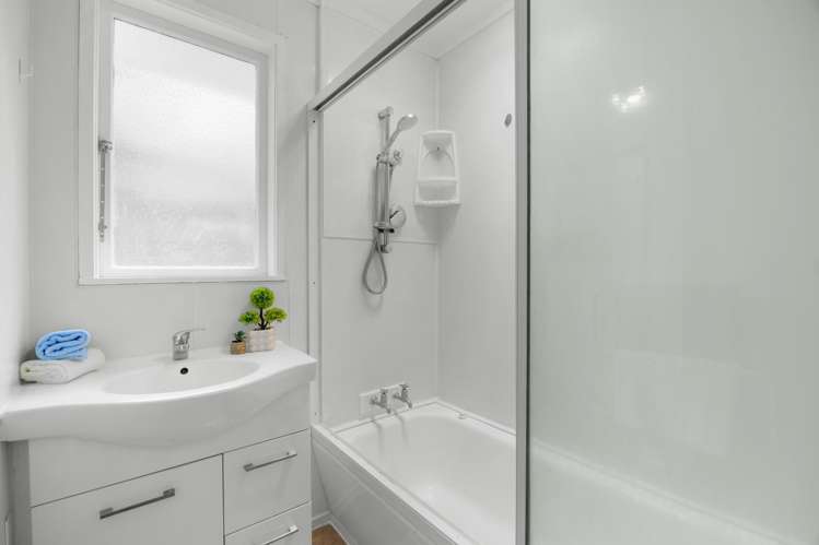 29 Cardiff Road Pakuranga_11