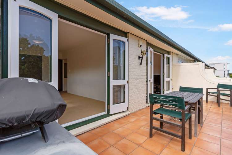 3/27 Vale Road Saint Heliers_15