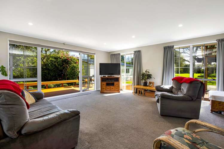 97 Gear Road Te Horo_8