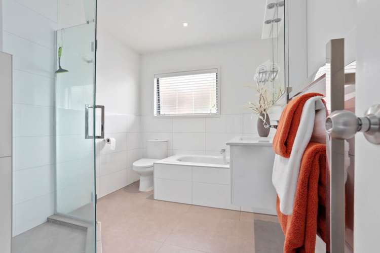 9 Ponderosa Drive Oteha_17