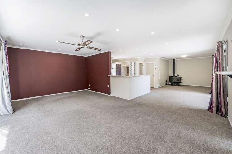 12 Bowen Street Southbridge_10