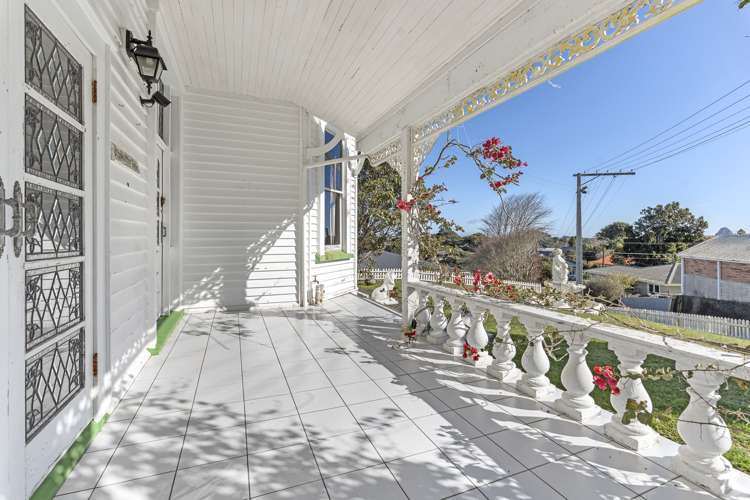 265f Tukapa Street Hurdon_18