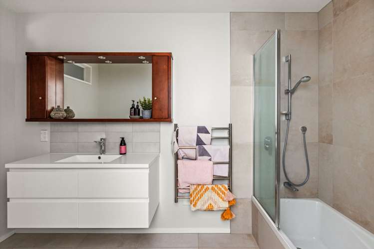 19 Laurent Place Greenmeadows_12