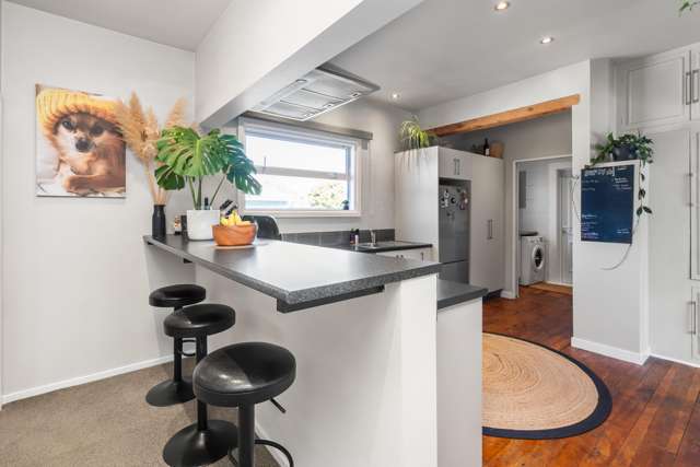 114 Wildberry Street Woolston_4