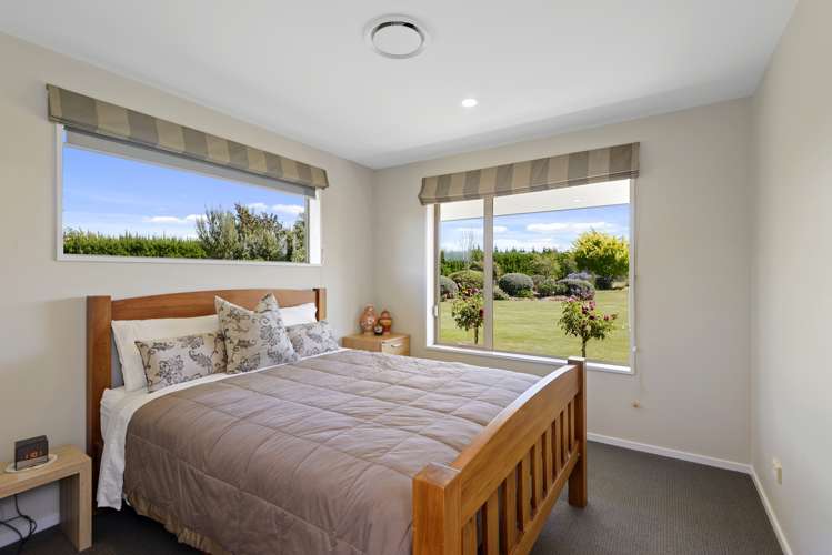 9 Mulholland Drive Darfield_17