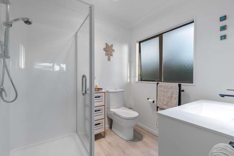 16 Oriental Parade Papamoa_18