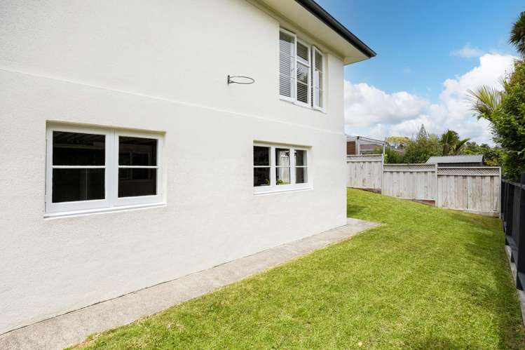 2/233b Hillsborough Road Mount Roskill_25