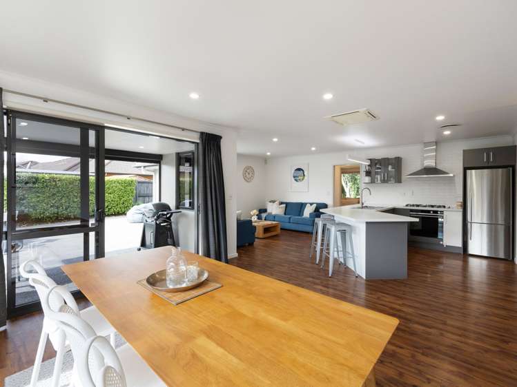 28 Somerton Drive Huntington_5