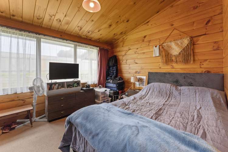 3 Tasman Road Otaki Beach_6