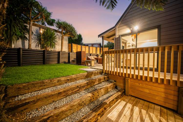 2/32 Patons Road Howick_11