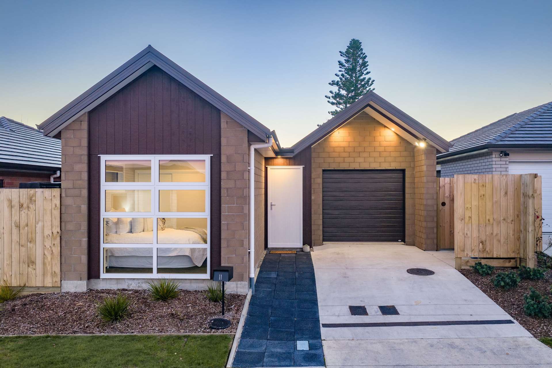 11 Waruhia Crescent Rototuna North_0