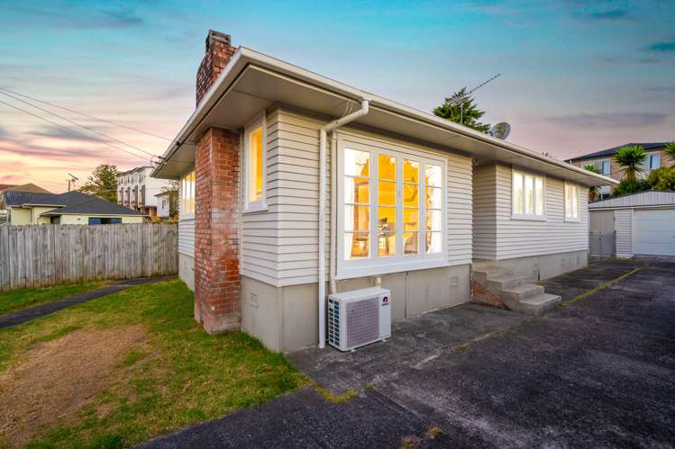 38 Valonia Street New Windsor_18