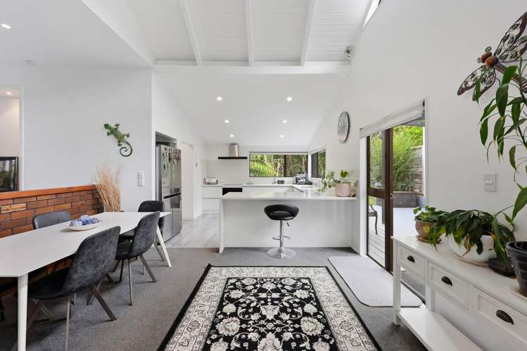 2/149 Colwill Road Massey_7