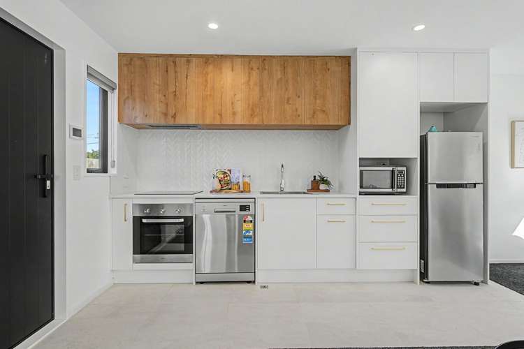 4/21 Spencer Street Addington_2