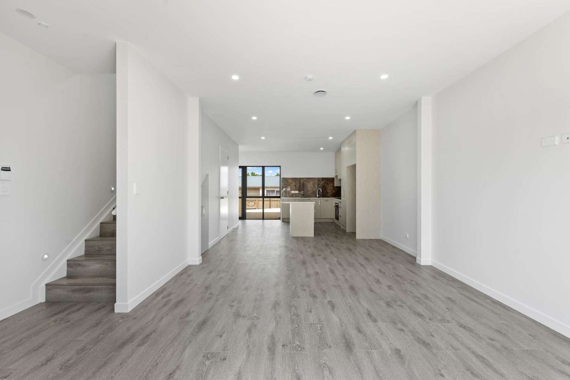 2/41 Settlement Road Papakura_0