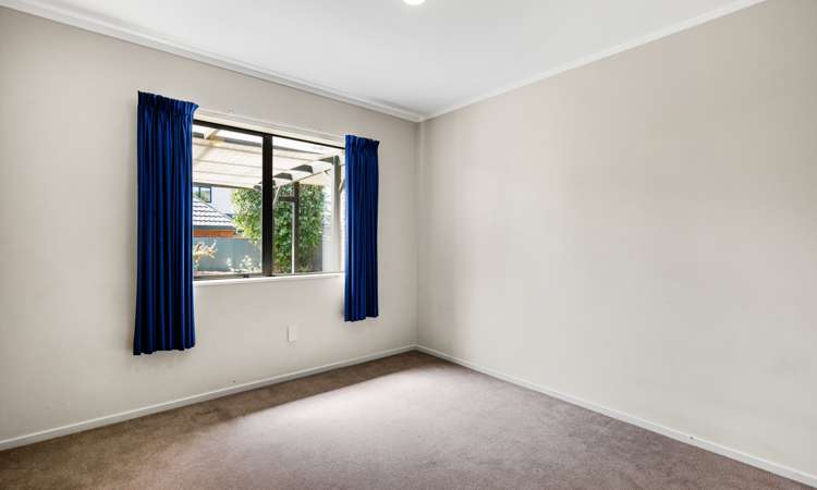 4 Dunsford Mews Hamilton Central_18