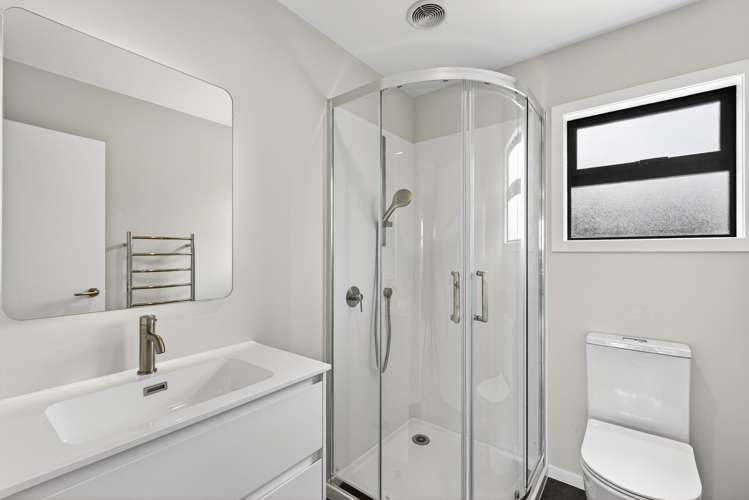 927B Nelson Street North (rear townhouse) Mahora_7