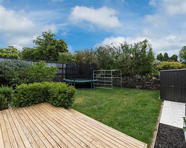 79 Peary Road Mount Eden_16