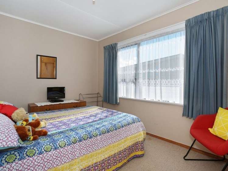 4 Montgomery Street Feilding_17