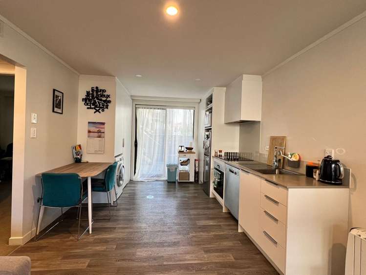 2E/11 Newtown Avenue Newtown_5