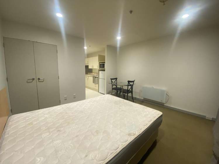 213/9 Gilmer Terrace Wellington Central_4