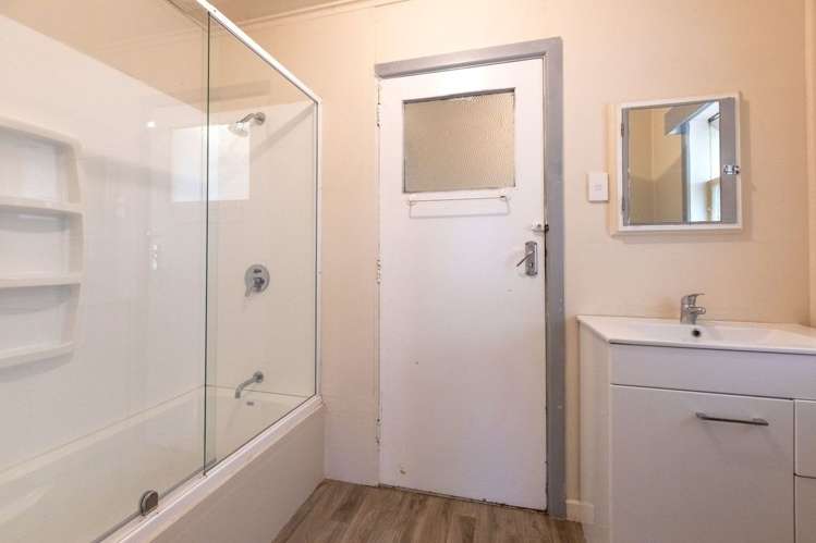 8 Dundas Street Porangahau_9