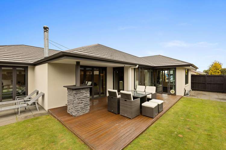 33 Rochester Crescent_1