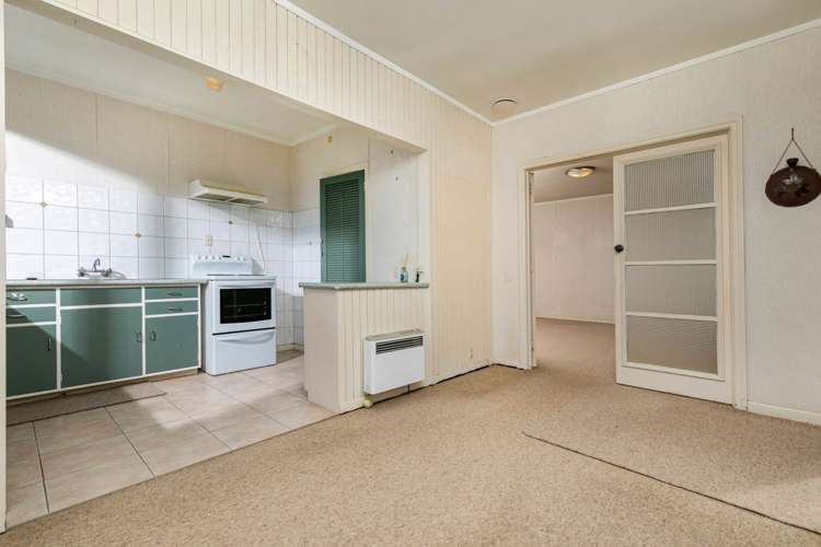 69 Killarney Avenue Torbay_13