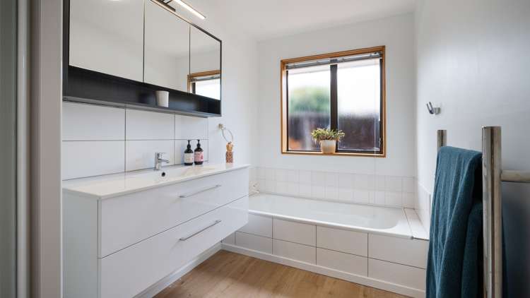 10 Kingsbury Avenue Rangiora_16