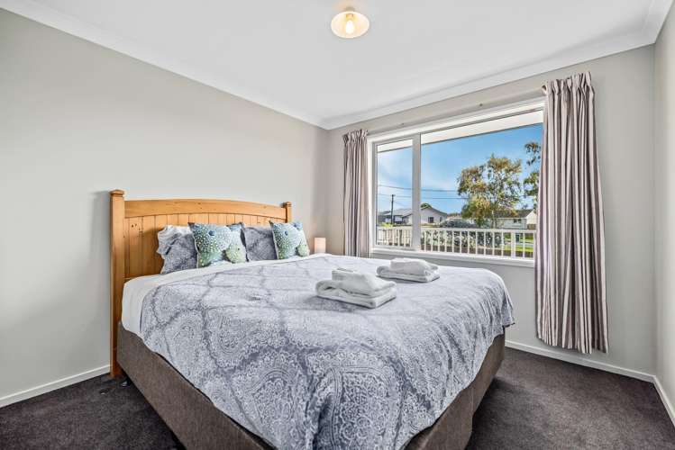 20 Portchester Street Aranui_24