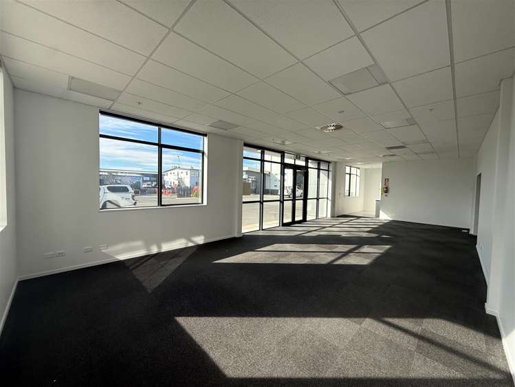 24 Avenger Crescent Wigram_2
