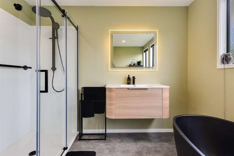 6 Cemetery Road Waiuku_9