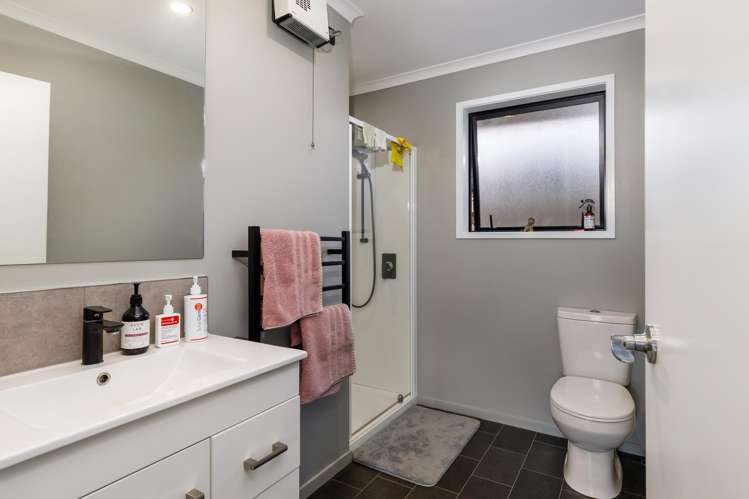 6 Dakota Place Burleigh_6