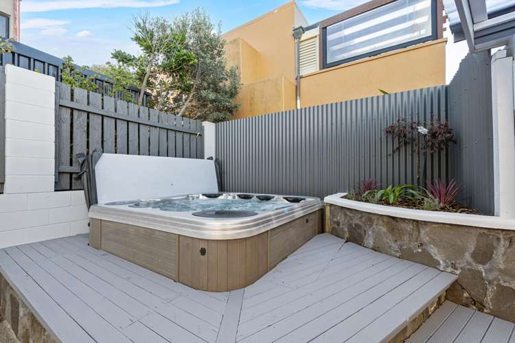 19 Marine Parade North New Brighton_15