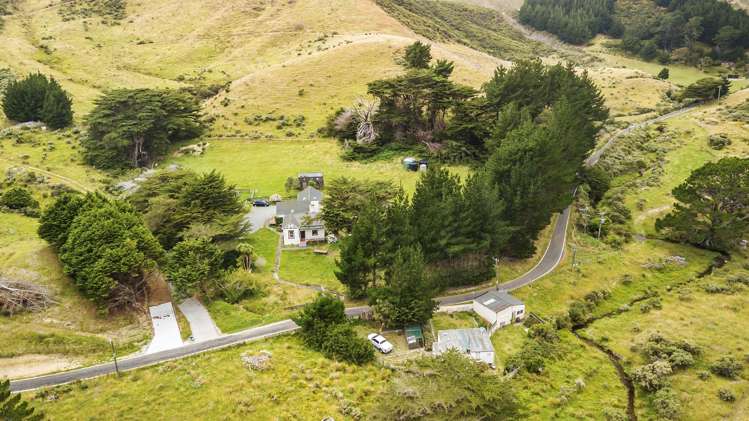 509 South Makara Road Makara_1