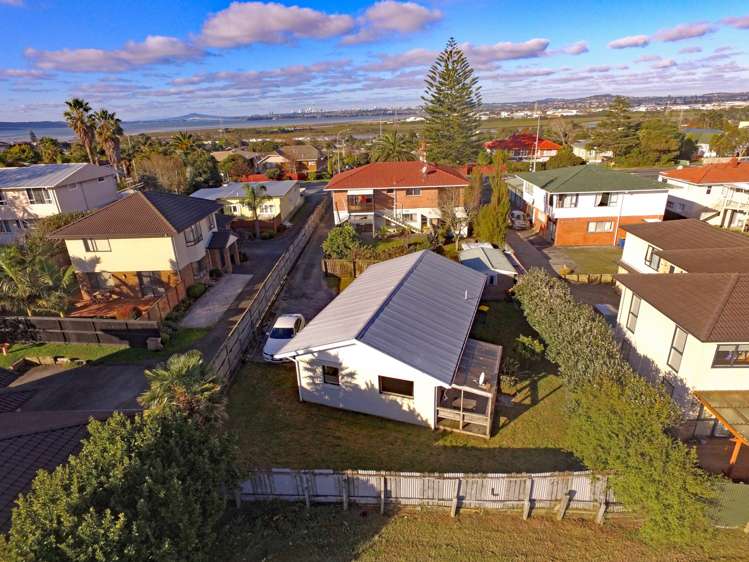 256 Te Atatu Road Te Atatu South_6