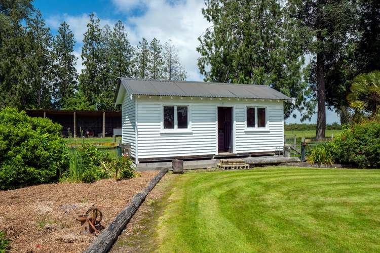 140 Barker Road Winchester_5