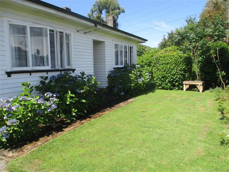 74 Ngatai Street Taumarunui_10