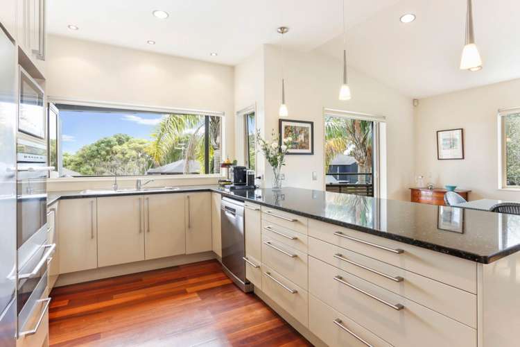 15 Hoani Glade Saint Johns_7