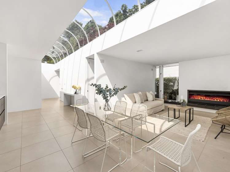 1 Hamilton Parade Hamilton Central_6