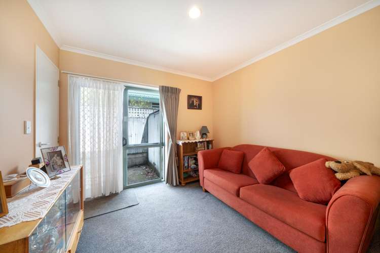 69/42 Main Road Tawa_11