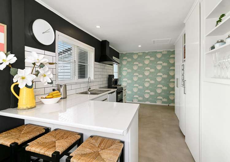 21 Mckenzie Road Owhata_23