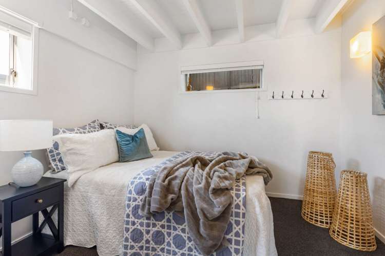 1/31 Eastern Beach Road Eastern Beach_9