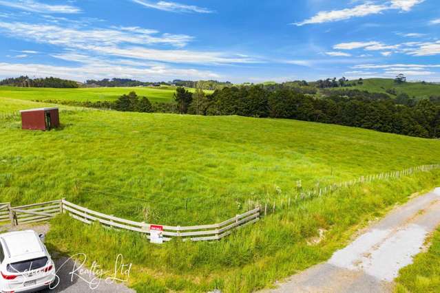 523B Golden Stairs Road Maungaturoto_4