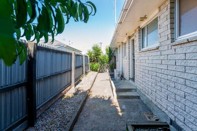 2/12 Mortlake Street Islington_8